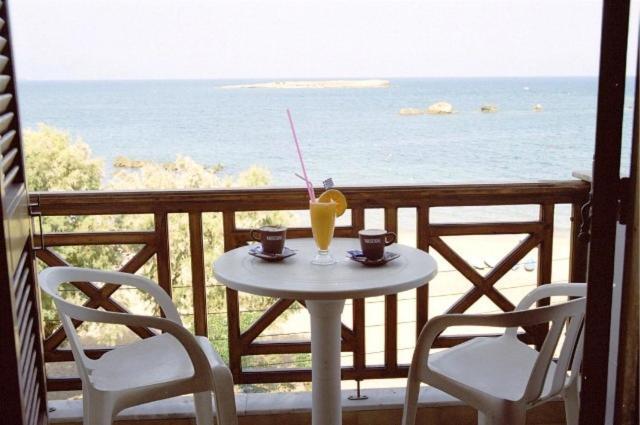 Elena Beach Chrissi Akti Chania Exterior foto