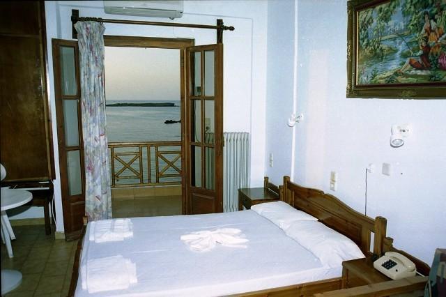 Elena Beach Chrissi Akti Chania Quarto foto